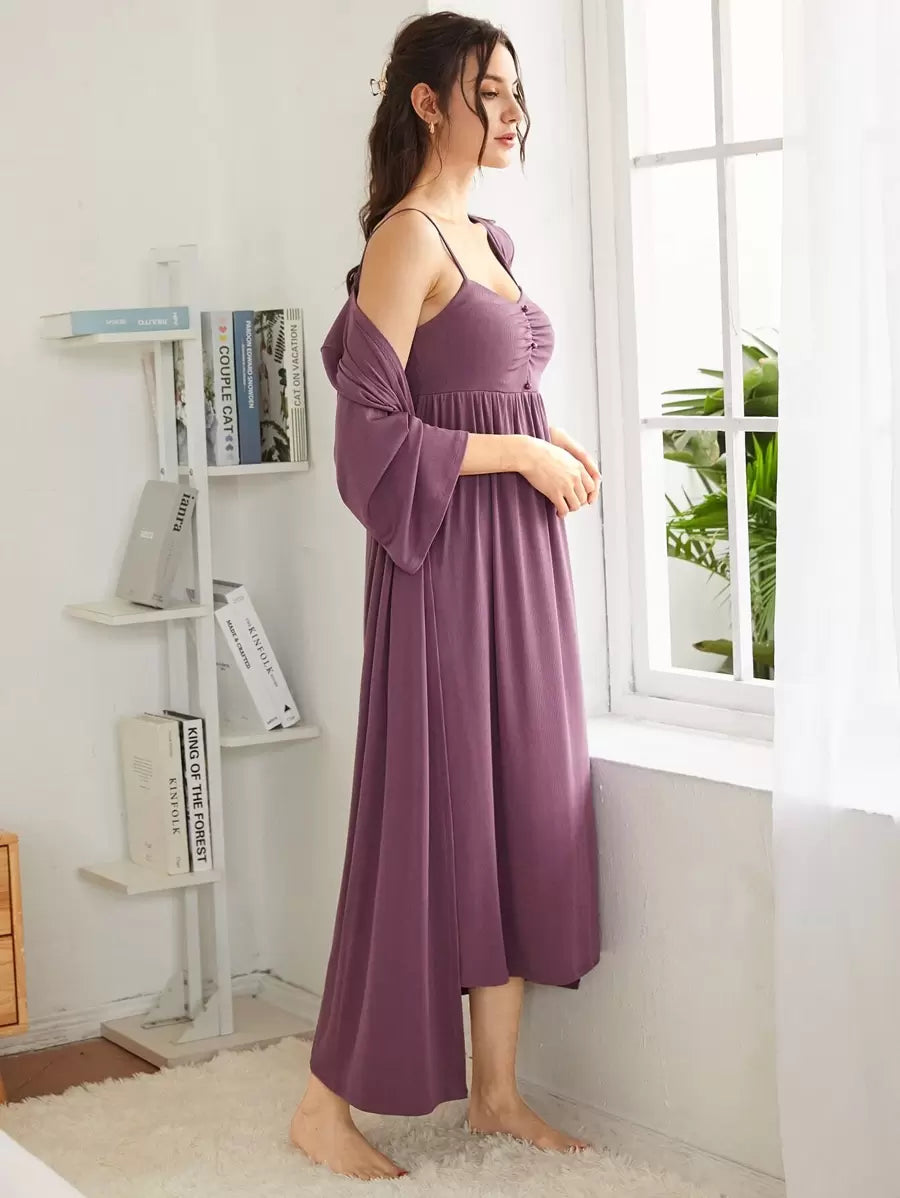 روب سادة وقميص كامي بحمالات رفيعة وكشكشة من يونيتي - شي إن