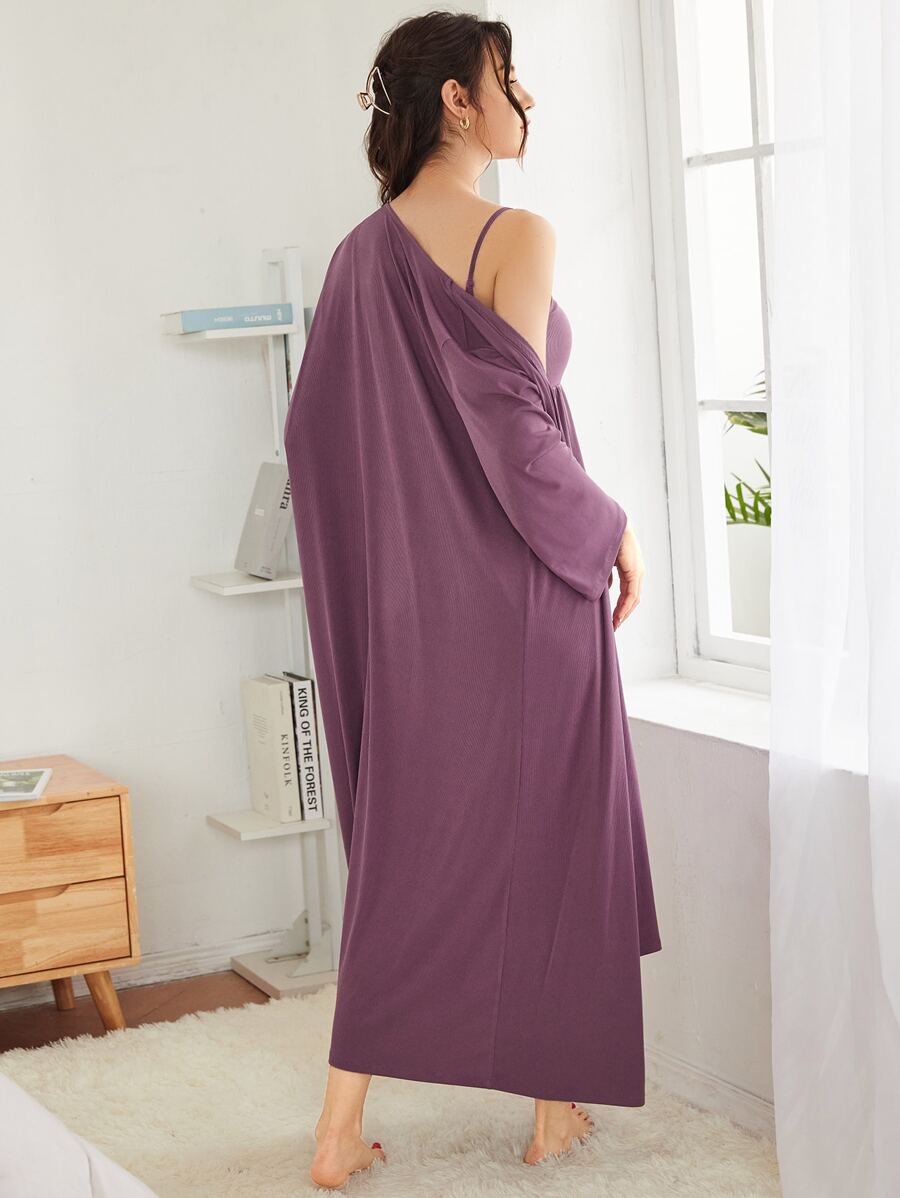 روب سادة وقميص كامي بحمالات رفيعة وكشكشة من يونيتي - شي إن