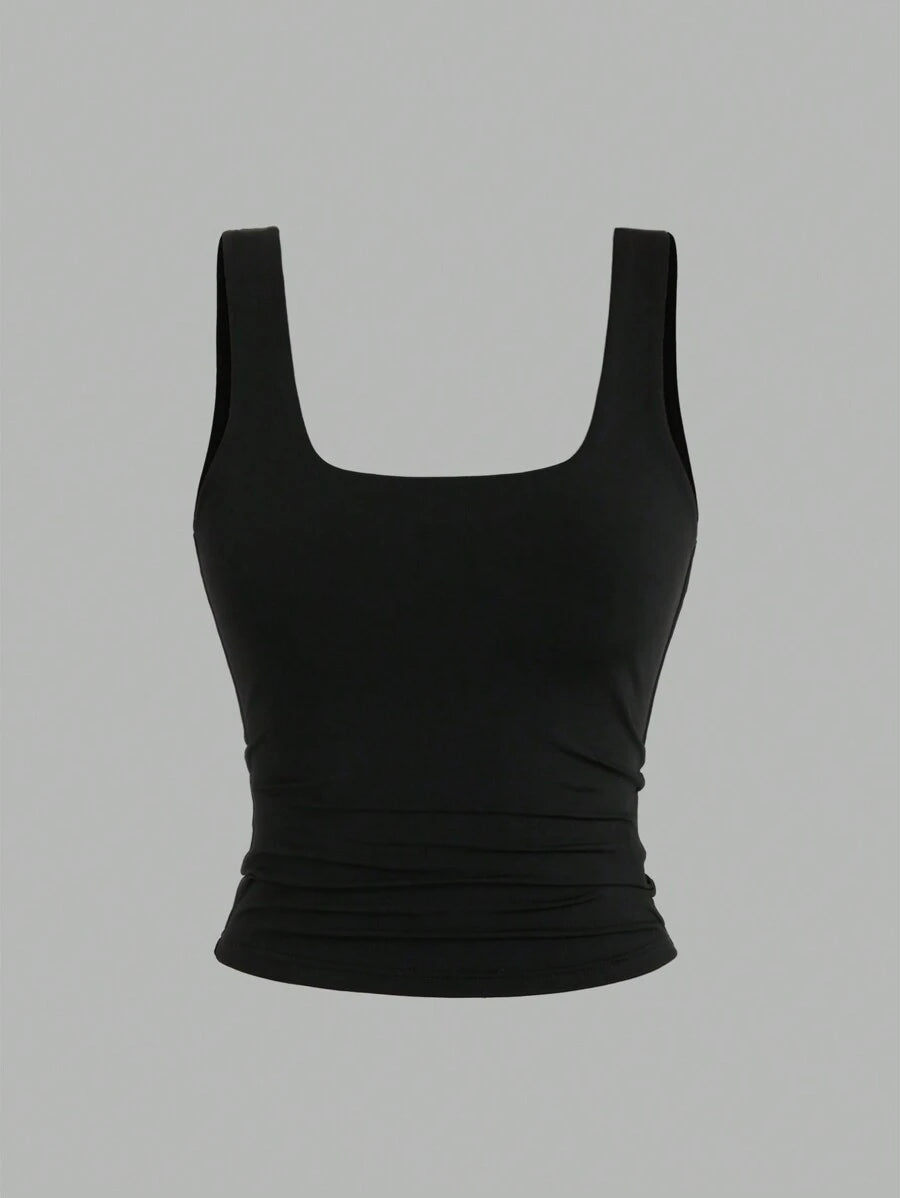 توب صيفي نسائي من Sweetra – بياقة مربعة وطيات أنيقة بتصميم كاجوال قصير