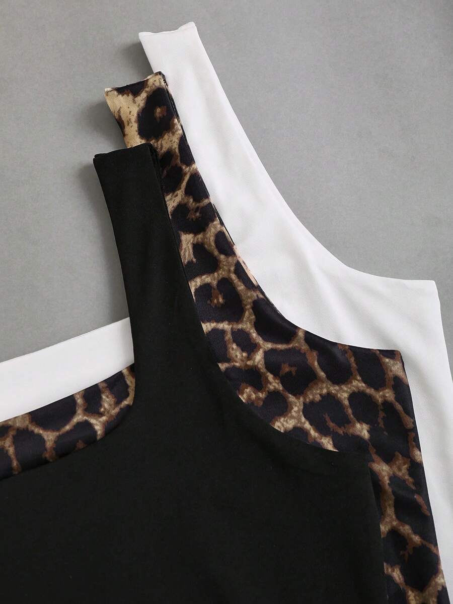 توب صيفي نسائي من Sweetra – بياقة مربعة وطيات أنيقة بتصميم كاجوال قصير