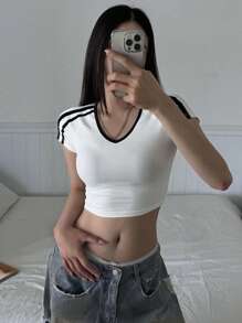 DAZY Contrast Trim Raglan Sleeve Crop Tee Sexy Top
