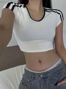 DAZY Contrast Trim Raglan Sleeve Crop Tee Sexy Top