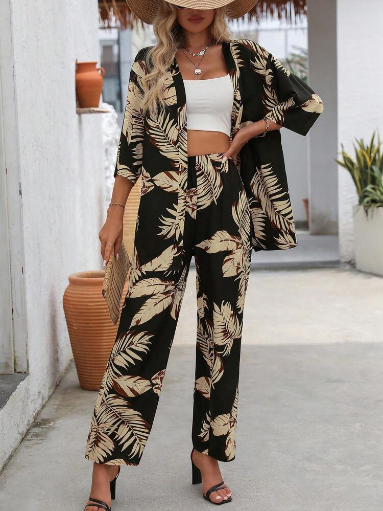 طقم SHEIN LUNE – معطف مفتوح أمامي + بنطال واسع الساق بطبعة استوائية