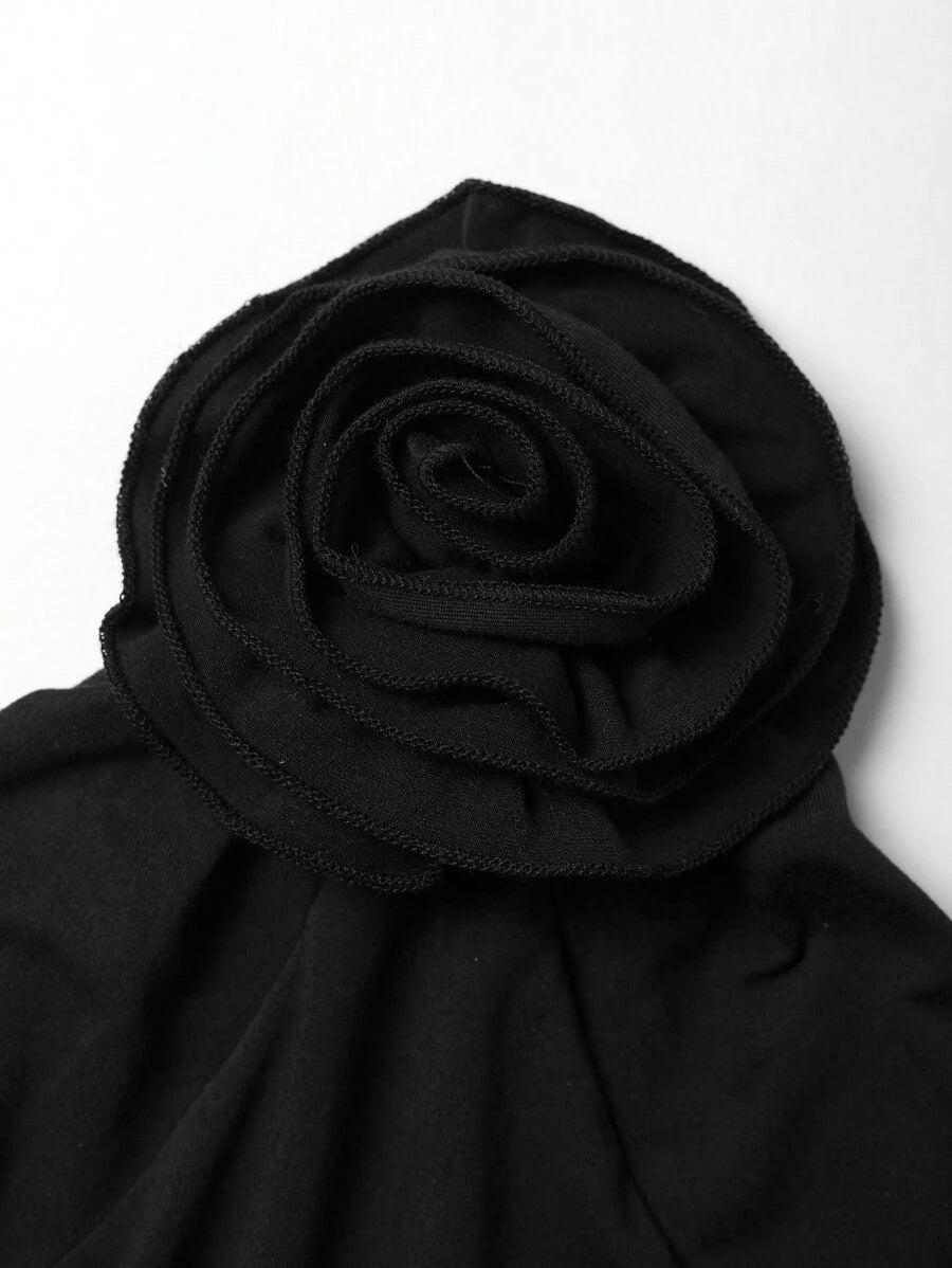 فستان نسائي مثير وعصري بدون ظهر وحاشية مكشكشة ومفتوحة