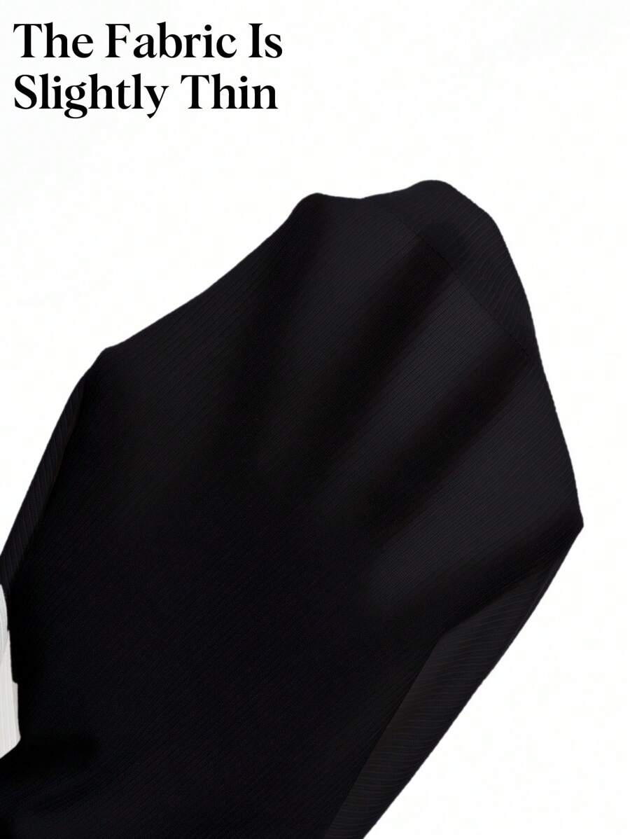 توب رياضي مثير من إيمري روز، بتصميم بسيط وقصة ضيقة