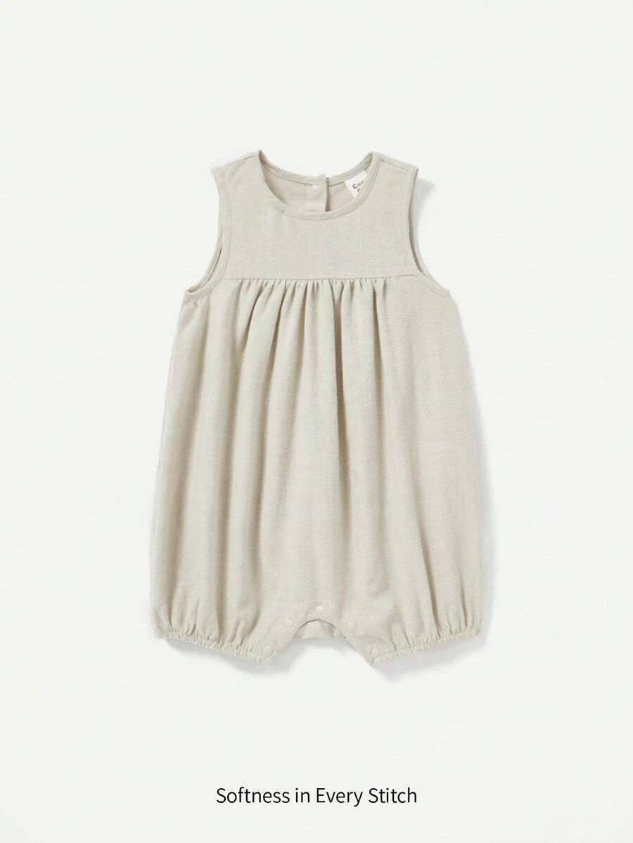 بدلة رومبير بناتي من كوزي كوب، ناعمة بلون سادة بدون أكمام وبرقبة دائرية - سن 6 إلى 9 أشهر