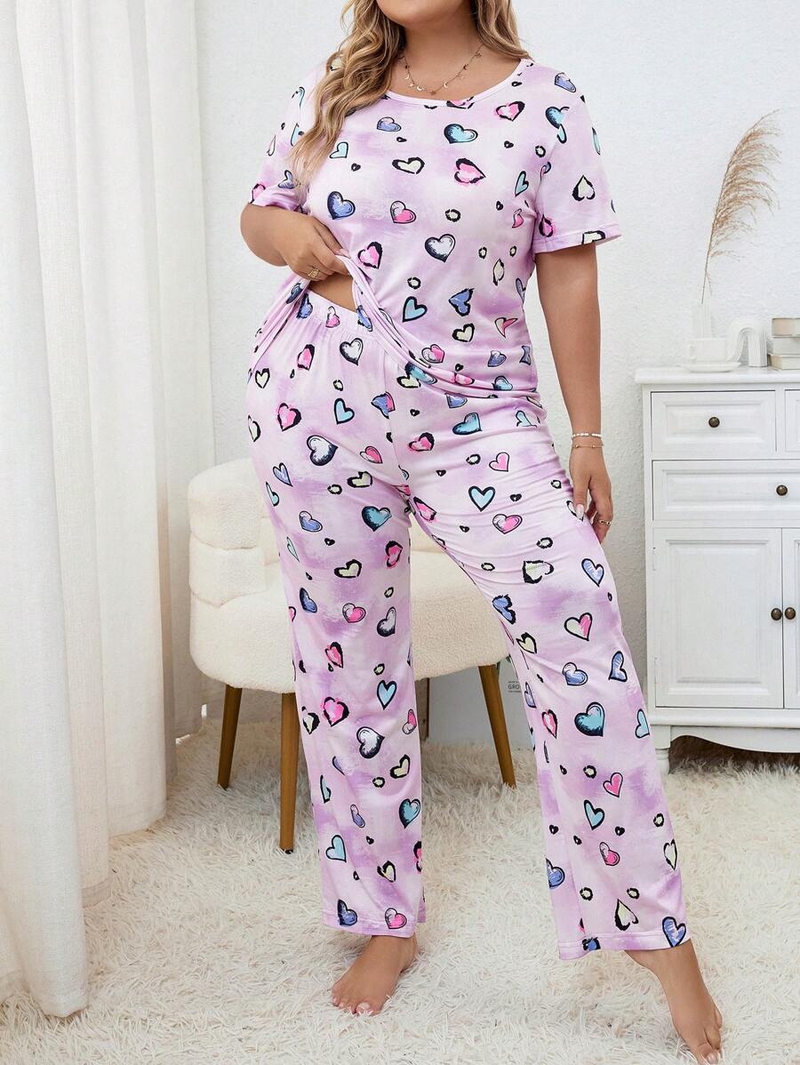 طقم بيجاما بطبعة قلوب (مقاس كبير )