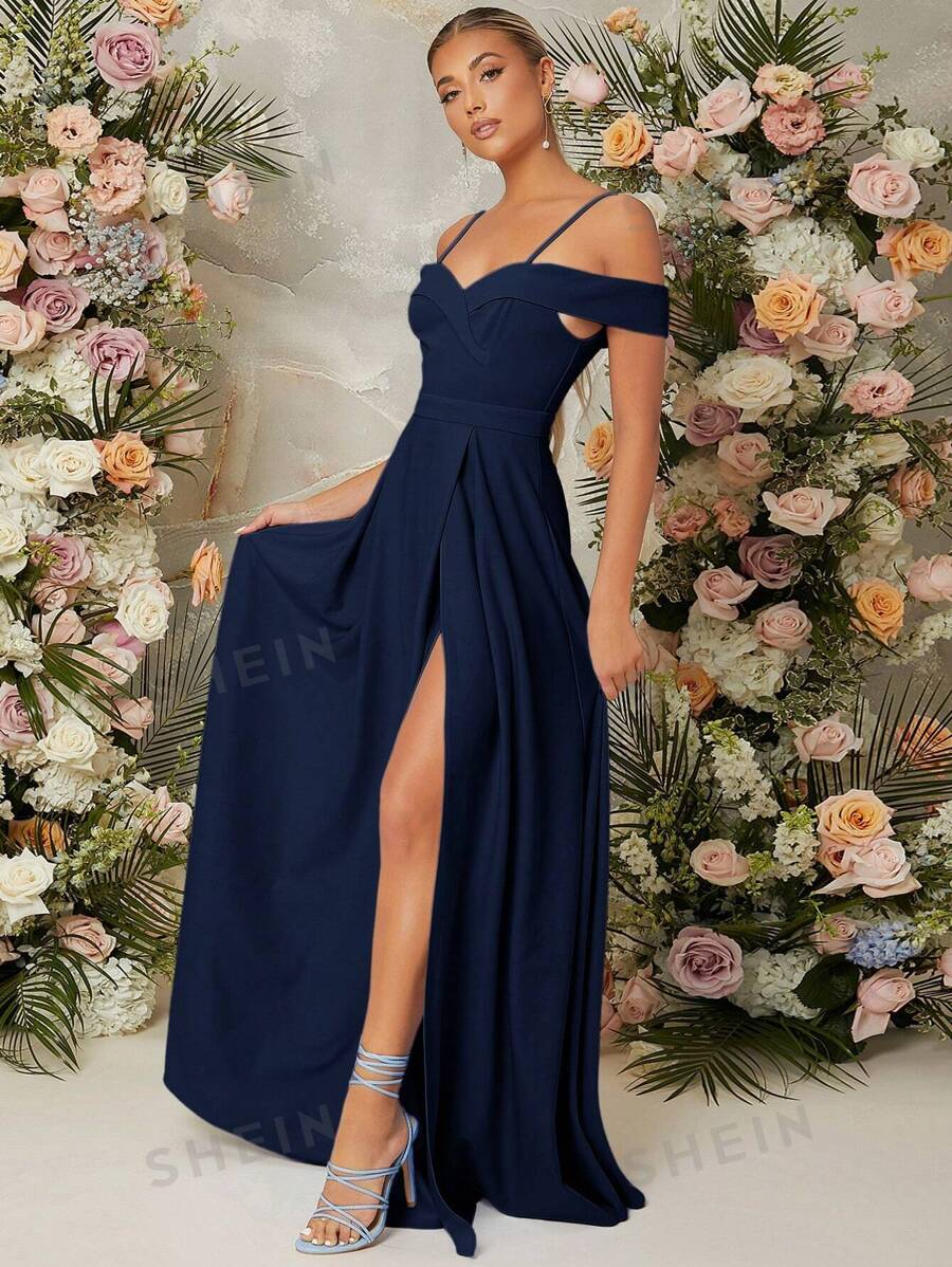 فستان نسائي مكشوف الكتفين بفتحة جانبية عالية من بيل - شي إن