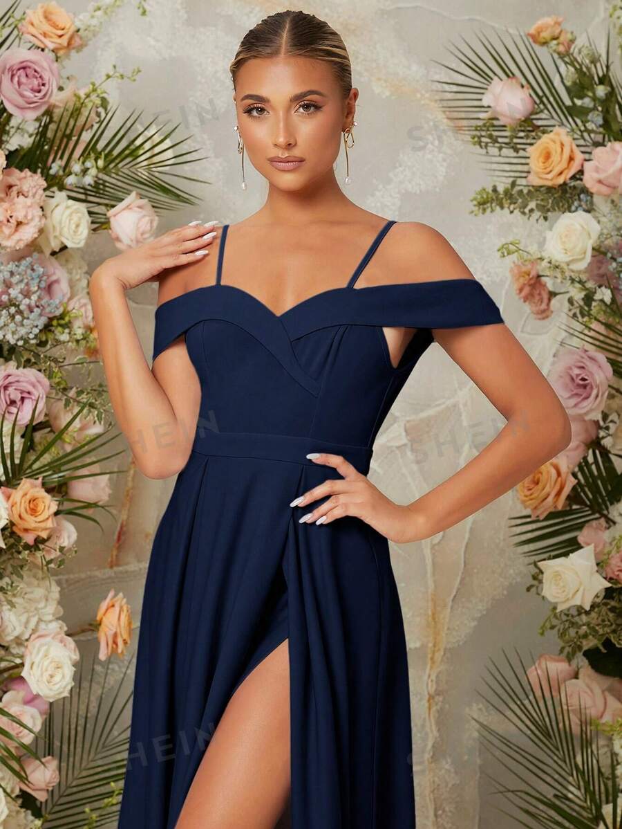 فستان نسائي مكشوف الكتفين بفتحة جانبية عالية من بيل - شي إن