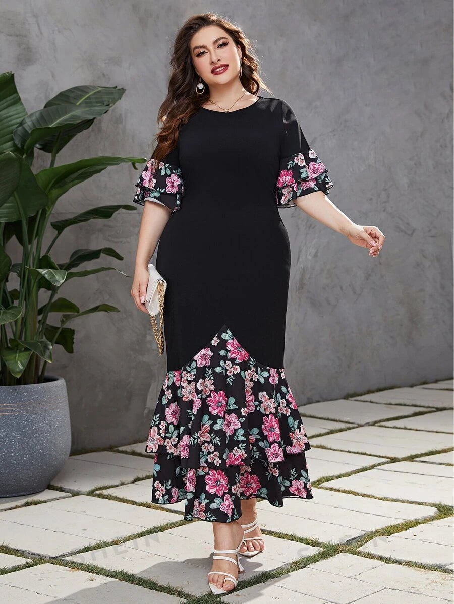 فستان بأكمام منفوشة وطبعة زهور من موديلي - شي إن