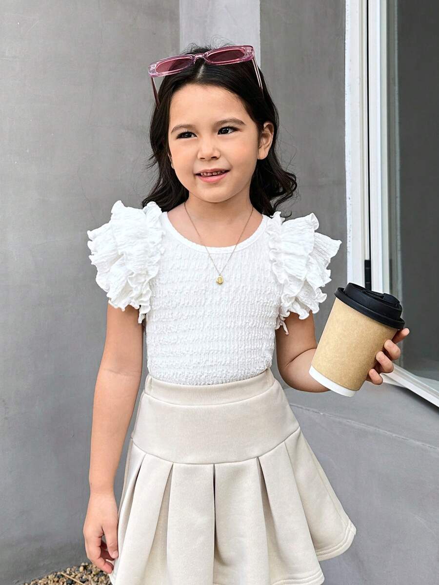 تيشيرت بناتي من قماش الجاكار المحبوك بحافة مكشكشة من شي إن