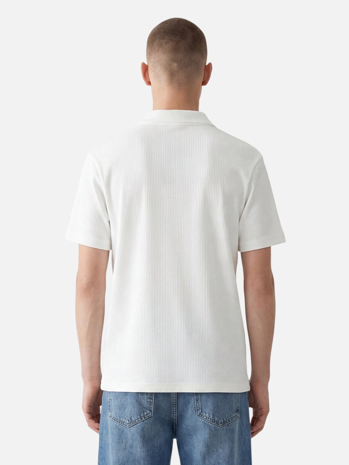 تي شيرت رجالي تريكو بياقة بولو – تصميم كاجوال أنيق ومريح