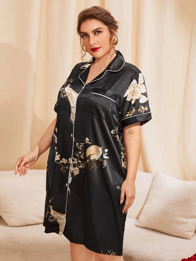 فستان نوم طويل من الحرير الصناعي بمقاس كبير وطبعة زهور أنيقة من لوكس نايتس