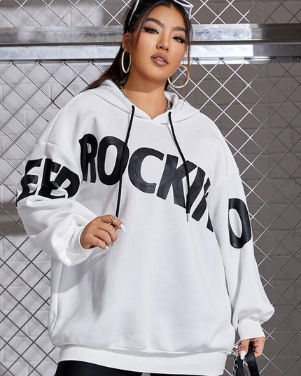 هودي SHEIN EZwear Plus برسومات وأحرف وكتف منسدلة ورباط
