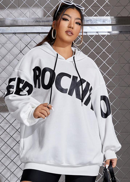 هودي SHEIN EZwear Plus برسومات وأحرف وكتف منسدلة ورباط
