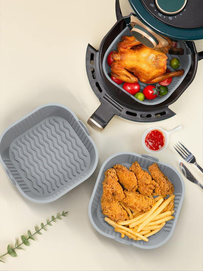 بطانة وعاء مقلاة هوائية من السيليكون من SHEIN Basic Living