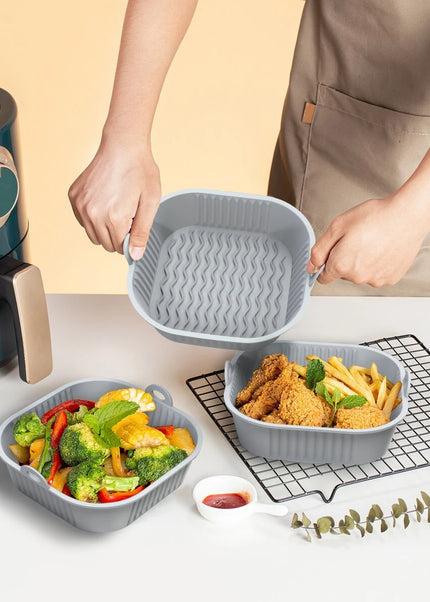 بطانة وعاء مقلاة هوائية من السيليكون من SHEIN Basic Living