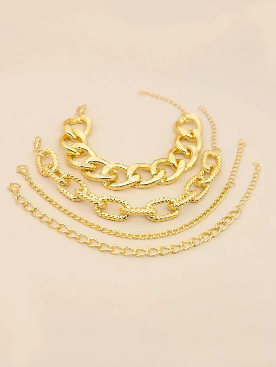 مجموعة أساور ذهبية وفضية من Shein