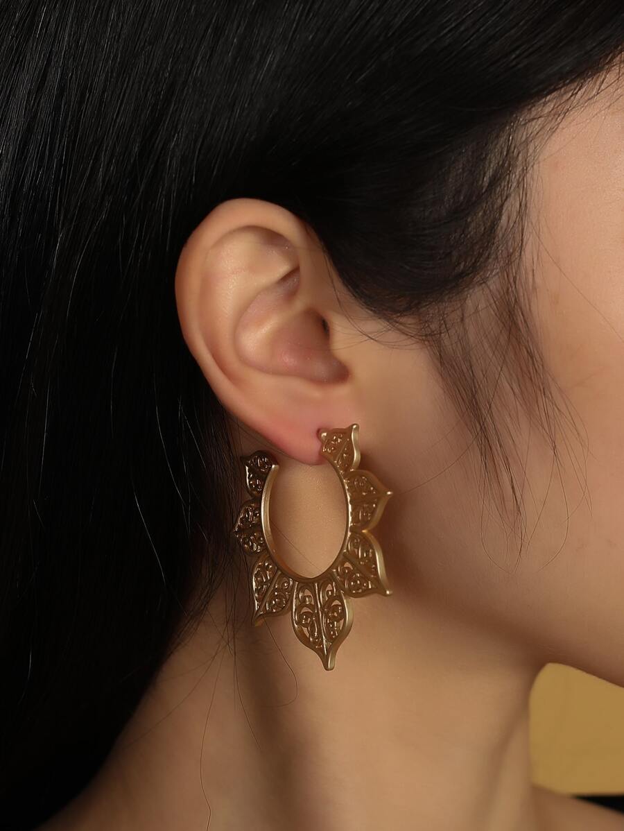 زوج (2 قطعة) أقراط هوب مجوفة (Hollow Out Hoop Earrings)