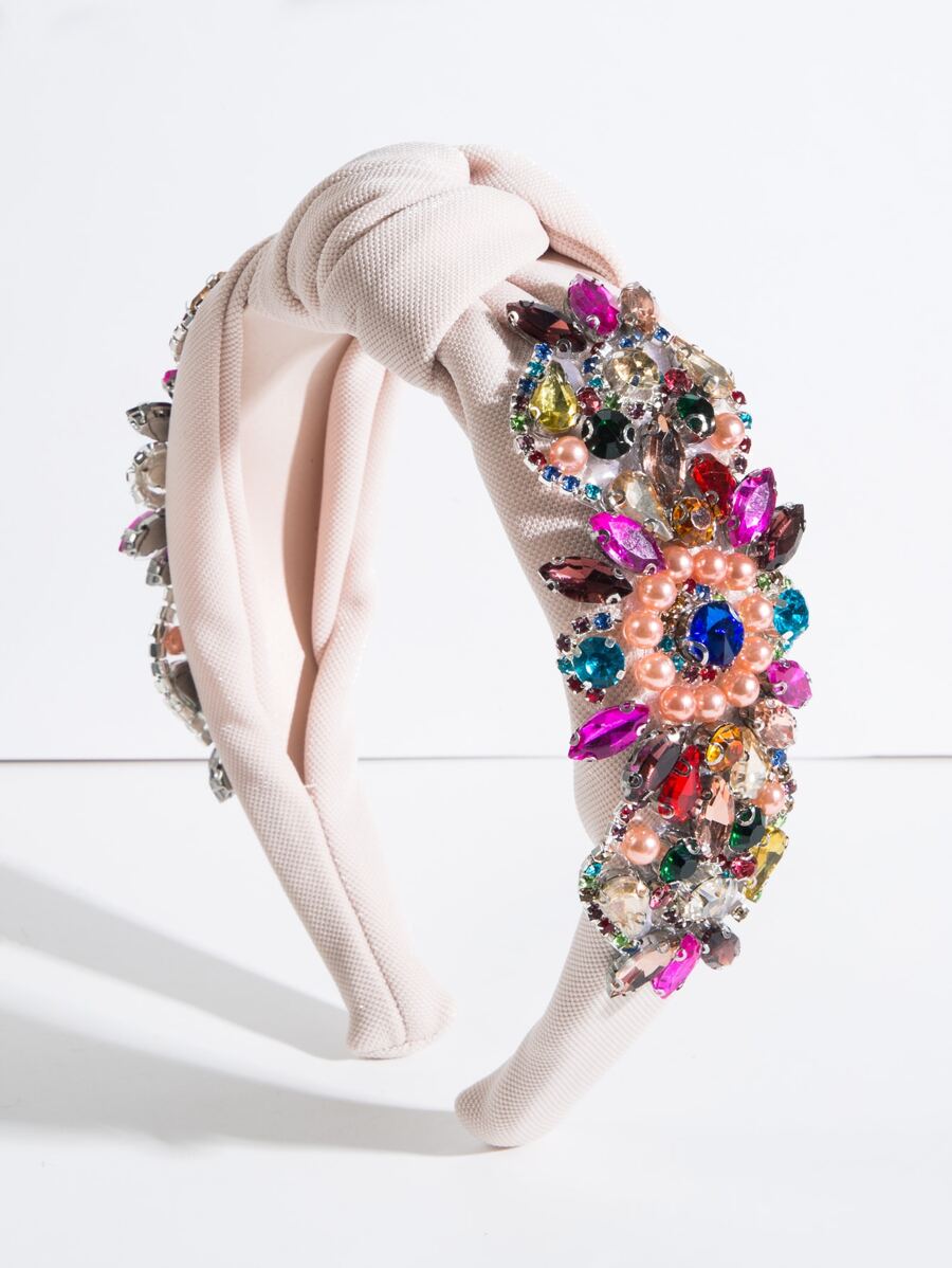 طوق شعر ملكي مزين بأحجار زركونيا مكعبّة — إكسسوار للشعر فاخر