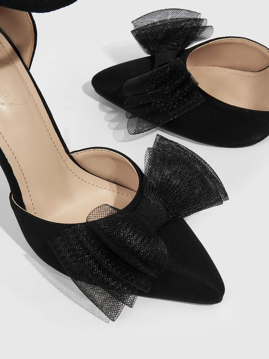 حذاء كعب عالٍ أنيق من الكاحل باللون الأسودCUCCOO HITCHD