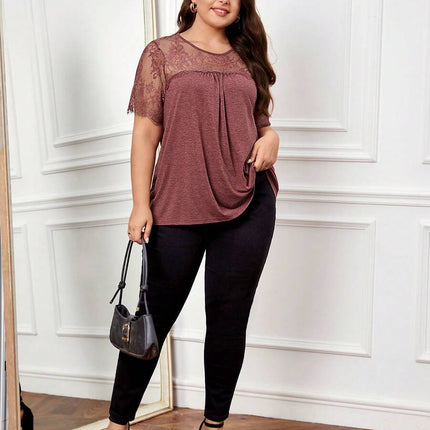 تي شيرت SHEIN LUNE Plus بقبة دانتيل متباينة