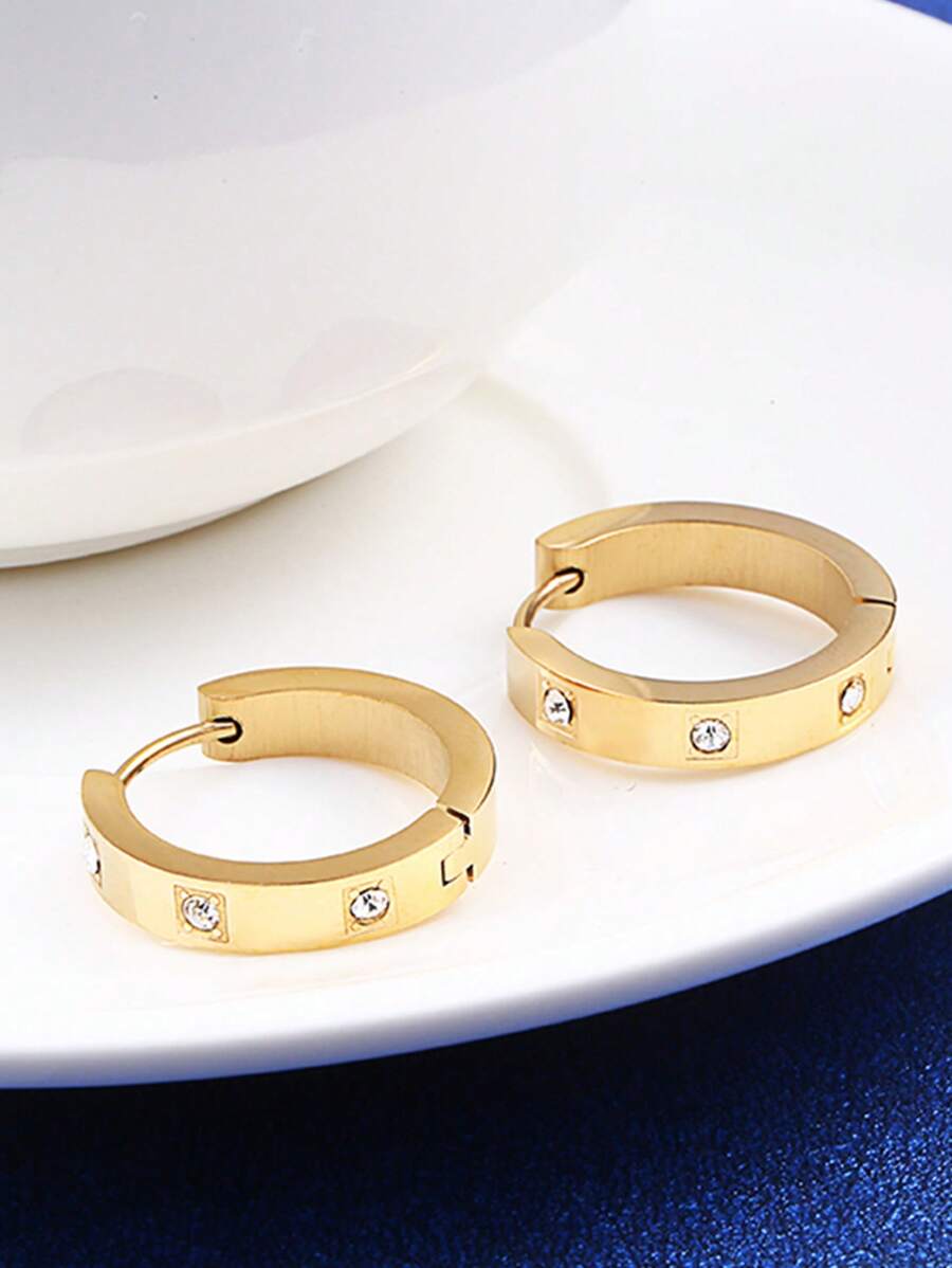 حلق دائري ستانلس ستيل مزين بزركون – زوج أقراط أنيق للنساء