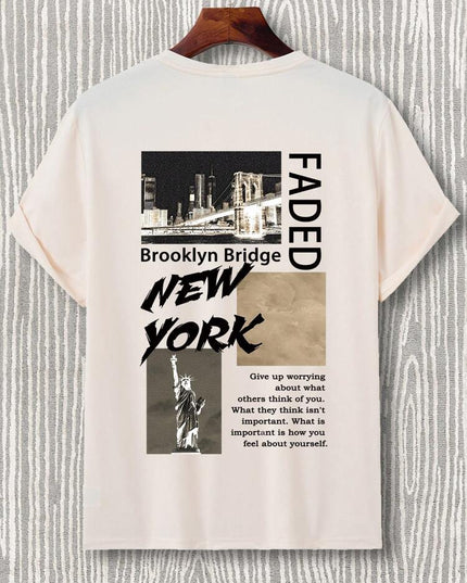 تيشيرت ولادي بشعار جرافيكي من مانفينيتي إي إم آر جي