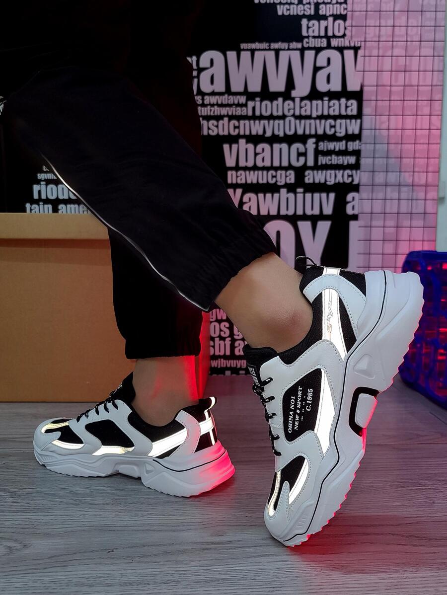 حذاء رياضي رجالي جديد لصيف 2026 ، تنفس ، سميك ، عاكس ، أزياء كاجوال ، رياضي