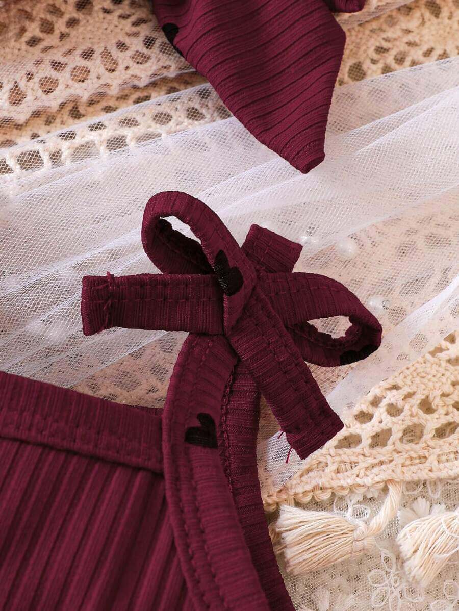 فستان شي إن بيبي جيرل بطبعة قلب مع فيونكة وكتف كامي وربطة رأس