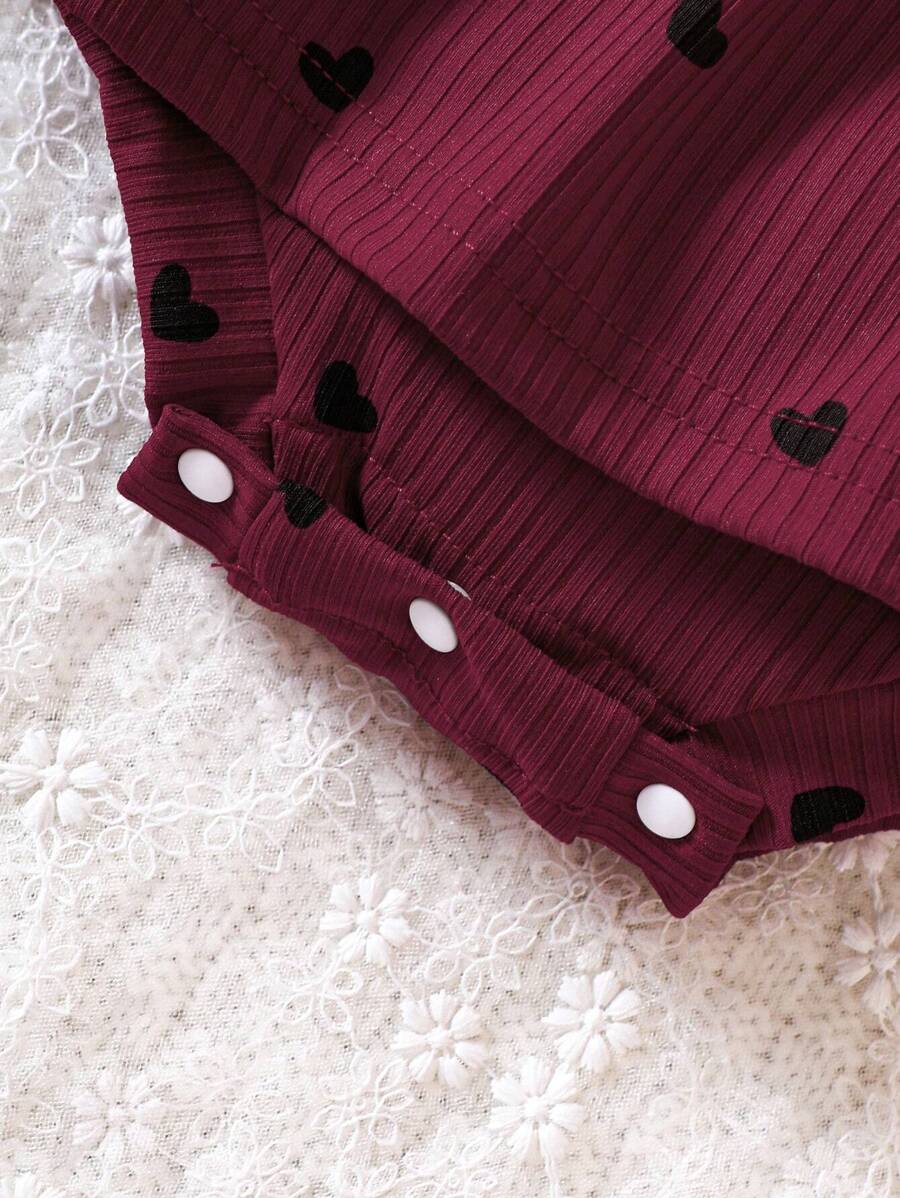 فستان شي إن بيبي جيرل بطبعة قلب مع فيونكة وكتف كامي وربطة رأس