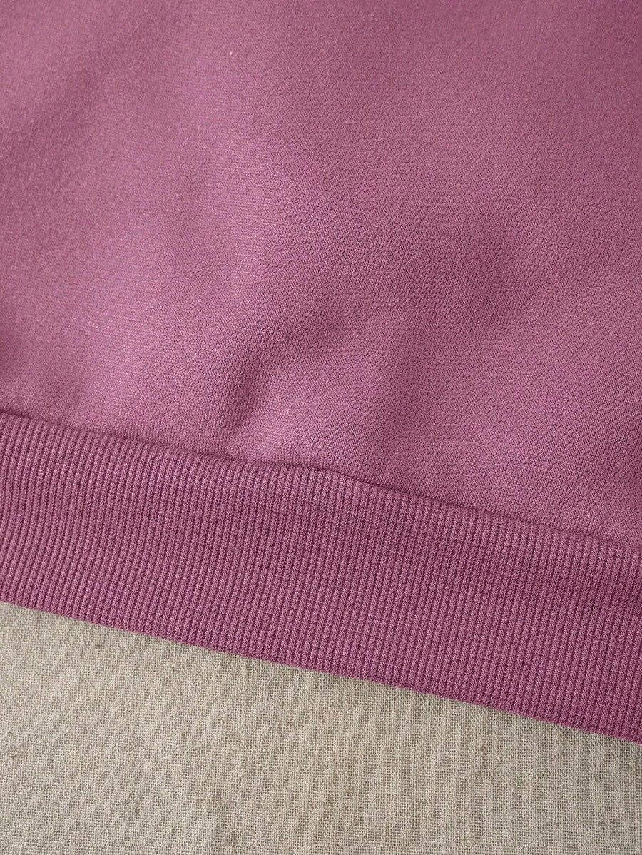 سويت شيرت مبطن حراري بطبعة حروف وأكمام طويلة من إناولي