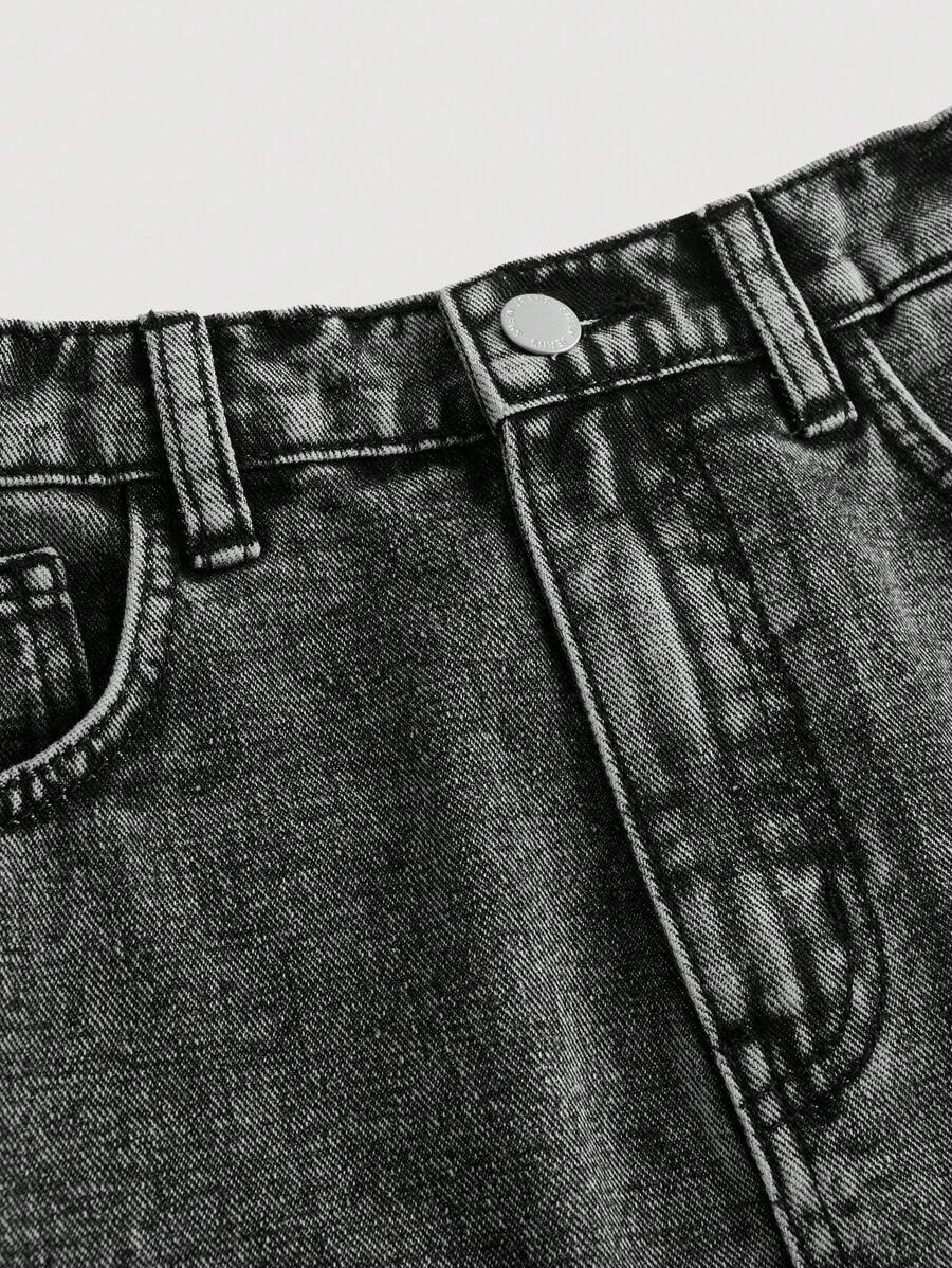 تنورة جينز(14 سنه )  SHEIN Girlism Teen Girl ذات الحافة المنقسمة