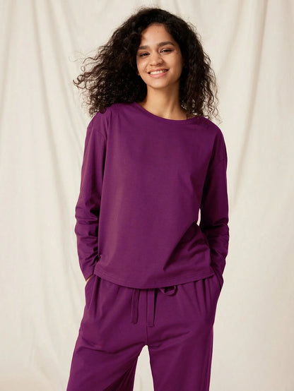 بيجامة نسائي باللون البنفسجي من القطن والمودال من لوفليت