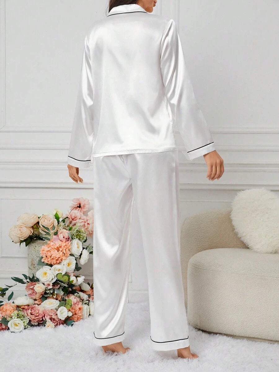 طقم بيجامة من الستان بقصّة متباينة، طقم أبيض، ملابس خريفيةShein