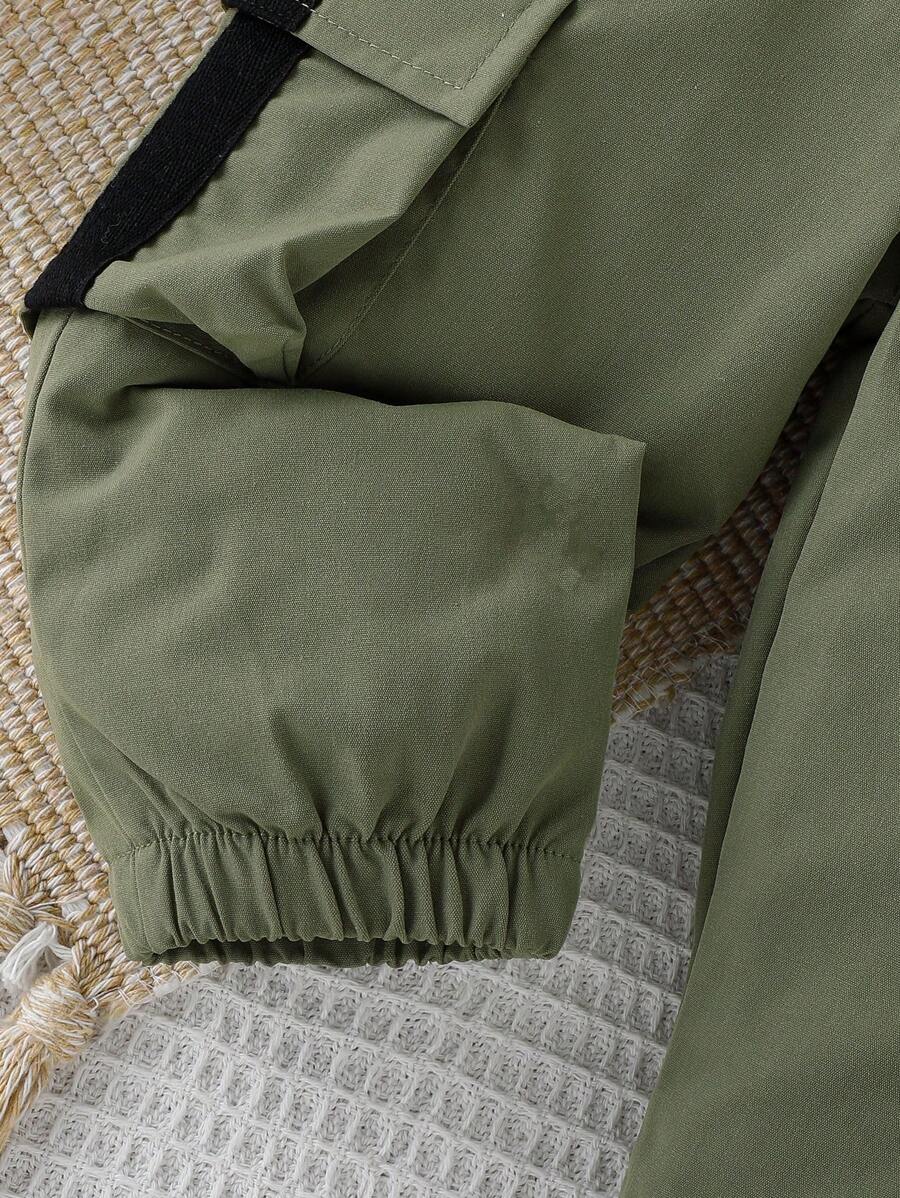 طقم ملابس عمل رياضي كاجوال للأطفال من SHEIN مكون من ثلاث قطع للصيف