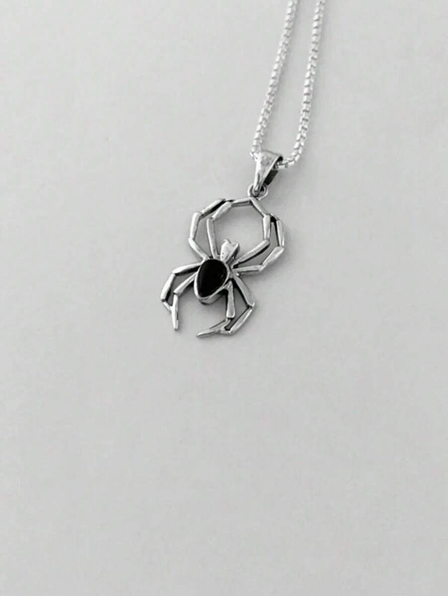 قلادة على شكل عنكبوت معدنية بتصميم عتيق من قطعة واحدة