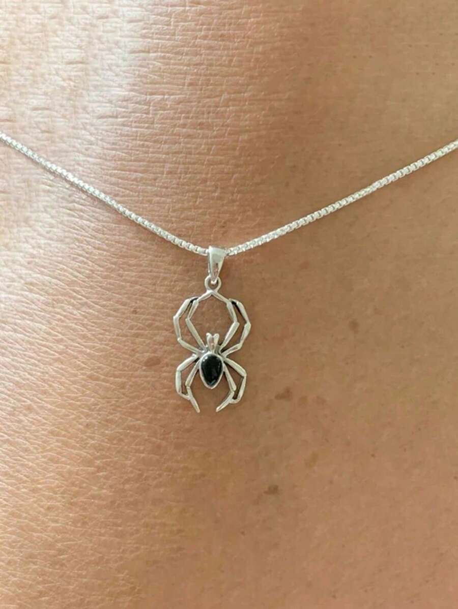 قلادة على شكل عنكبوت معدنية بتصميم عتيق من قطعة واحدة
