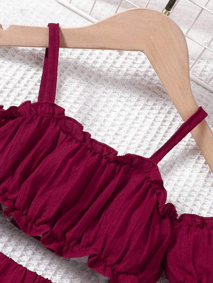 طقم ملابس كاجوال من قطعتين من SHEIN للفتيات الصغيرات مكون من توب وتنورة