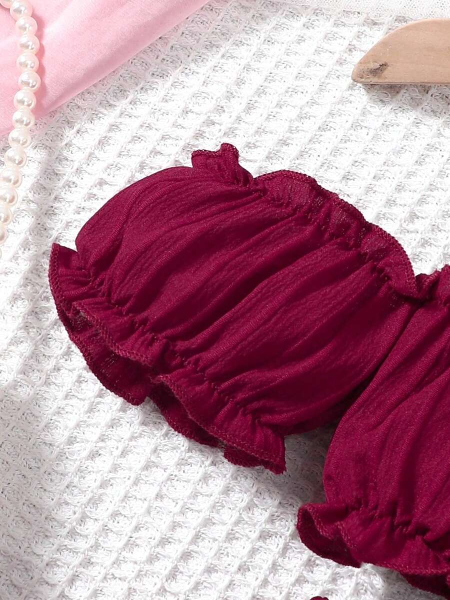 طقم ملابس كاجوال من قطعتين من SHEIN للفتيات الصغيرات مكون من توب وتنورة