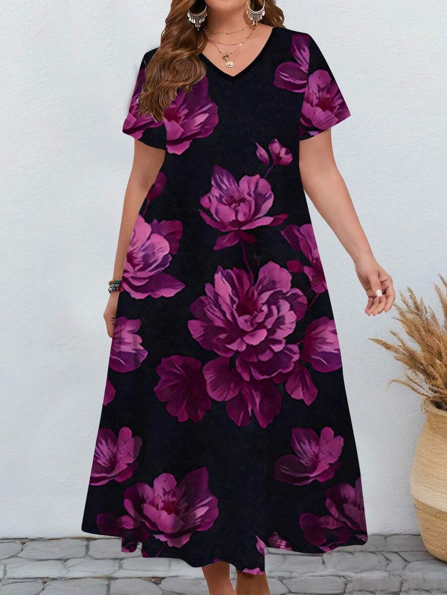 فستان نسائي طويل بطباعة كاملة وفتحة رقبة على شكل حرف V، مقاس كبير، من Shein