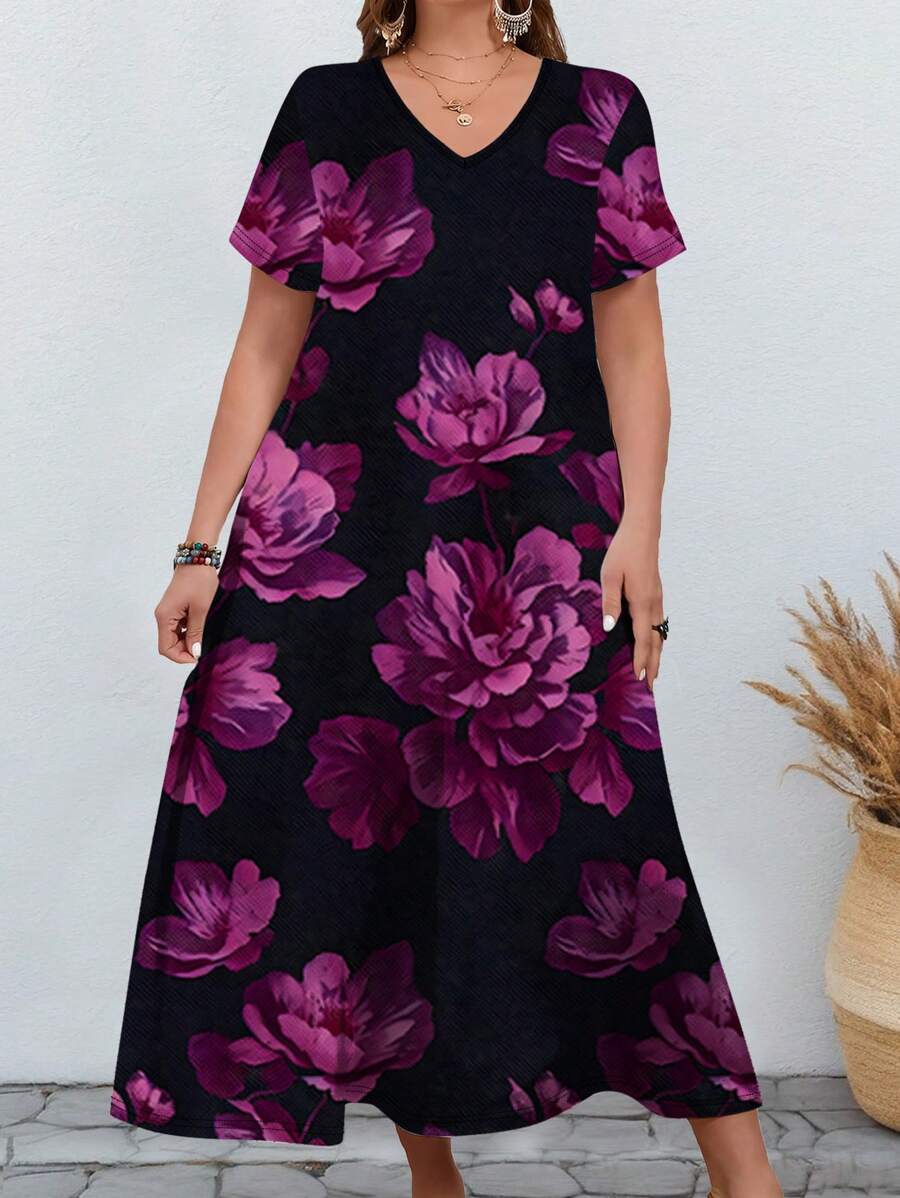 فستان نسائي طويل بطباعة كاملة وفتحة رقبة على شكل حرف V، مقاس كبير، من Shein