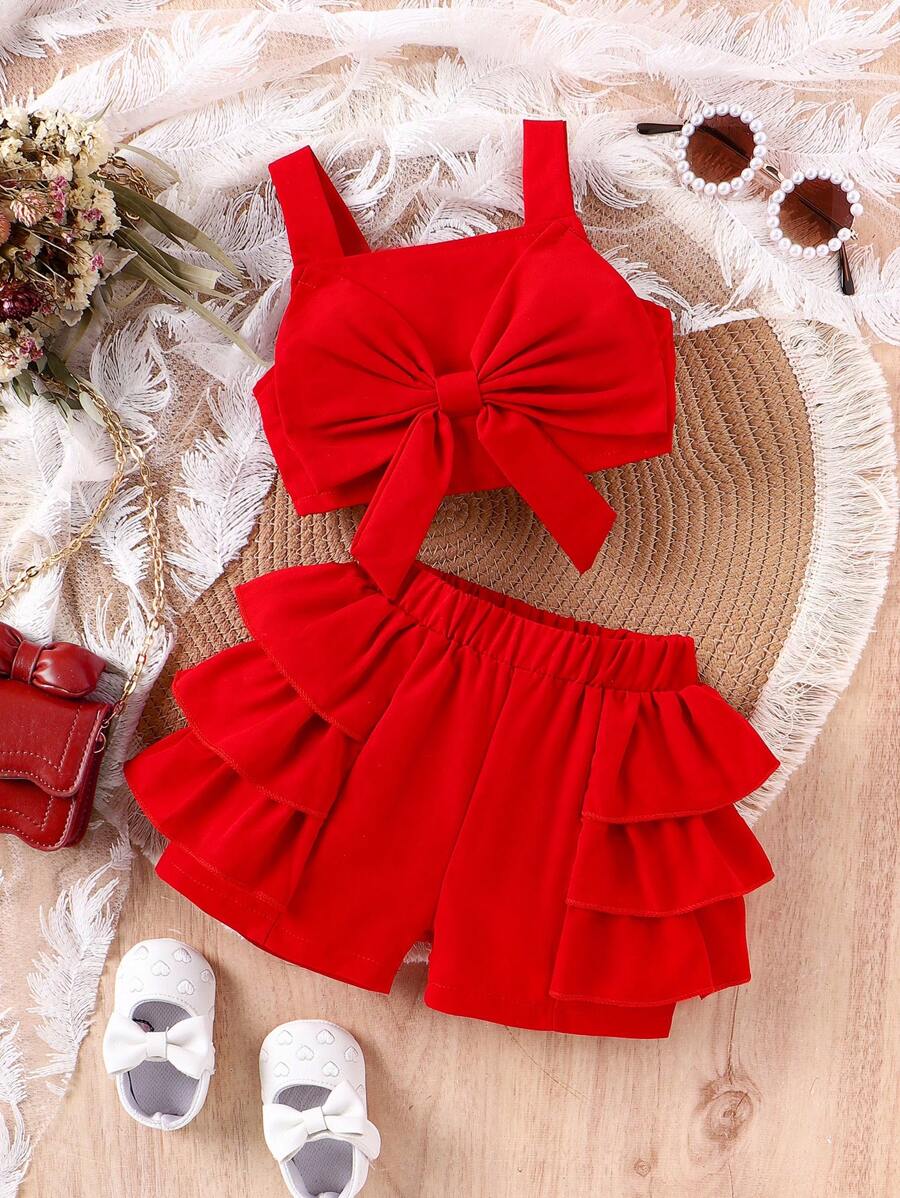 طقم بيبي بناتي – سترة قصيرة بحمالات مزينة بفافة مع شورت أحمر