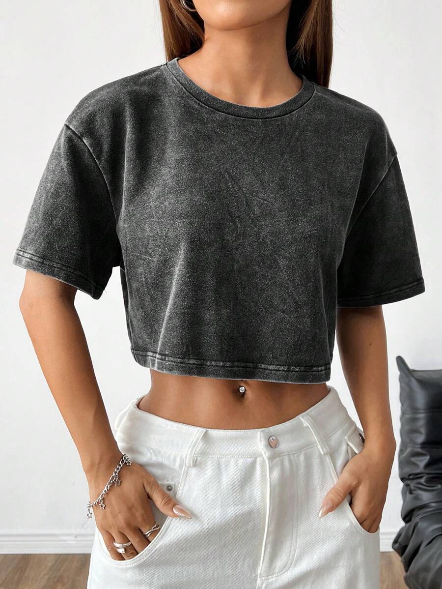 تي شيرت نسائي كاجوال بأكمام قصيرة من SHEIN EZwear أسود محبوك مناسب للربيع والصيف