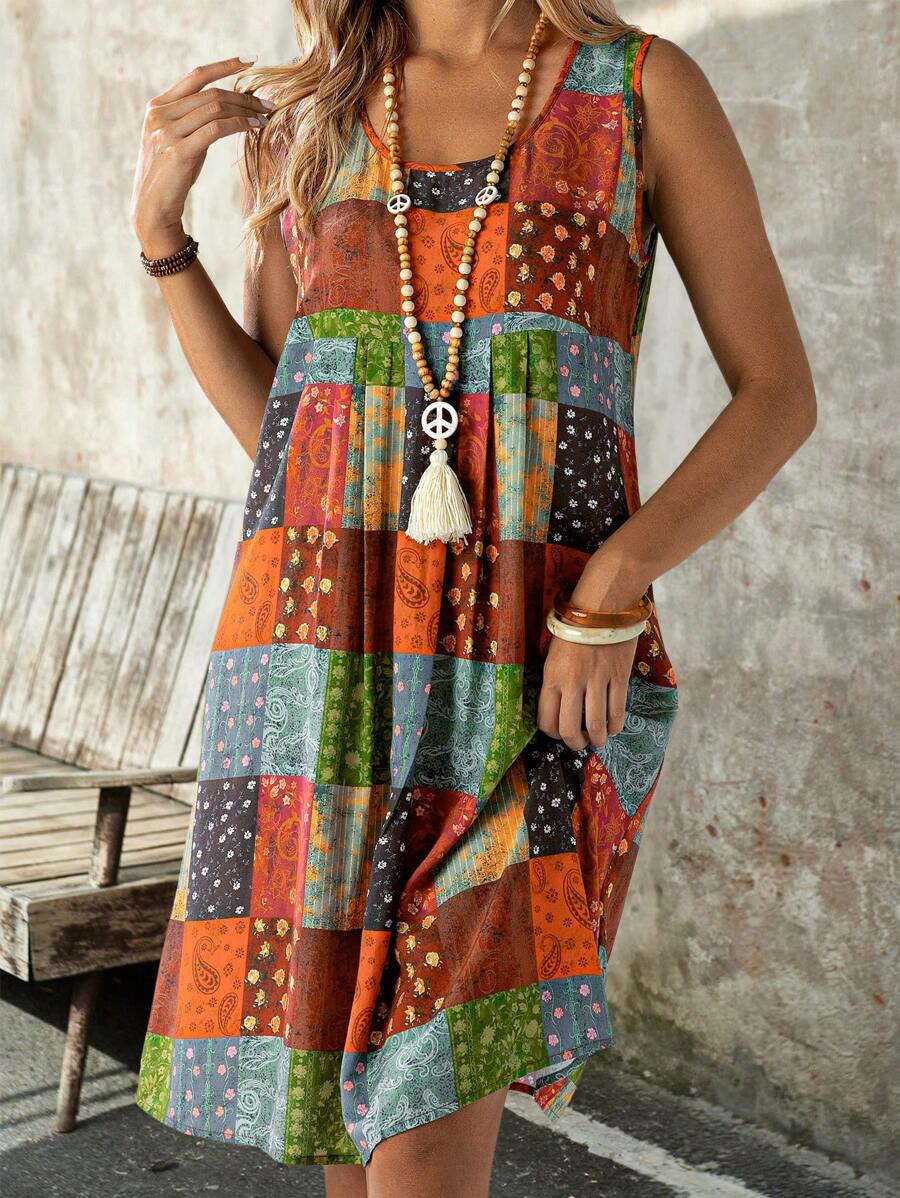 فستان EMERY ROSE نسائي بلا أكمام – بطبعة مربعات وبايزلي للعطلات