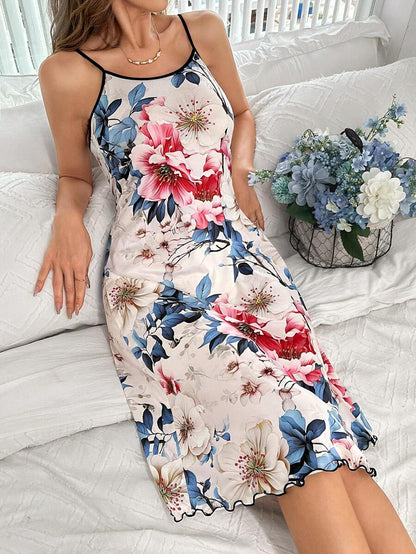 فستان نوم نسائي من كامي بطبعة زهور عشوائيةShein