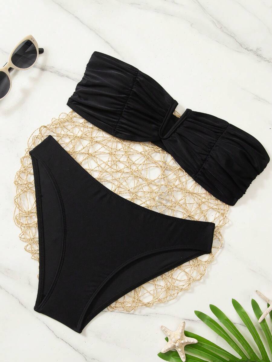 طقم بيكيني نسائي من Swim Basics – لون موحّد، بنمط مزيّن بدون حمالات