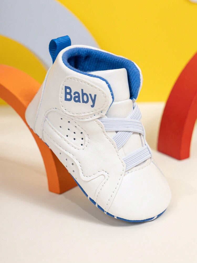 حذاء رياضي كاجوال للأولاد الرضع ذات تصميم شريط مرن