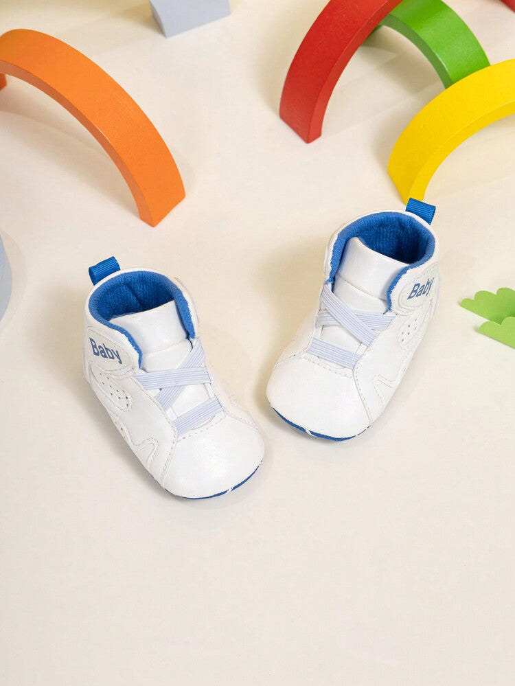 حذاء رياضي كاجوال للأولاد الرضع ذات تصميم شريط مرن