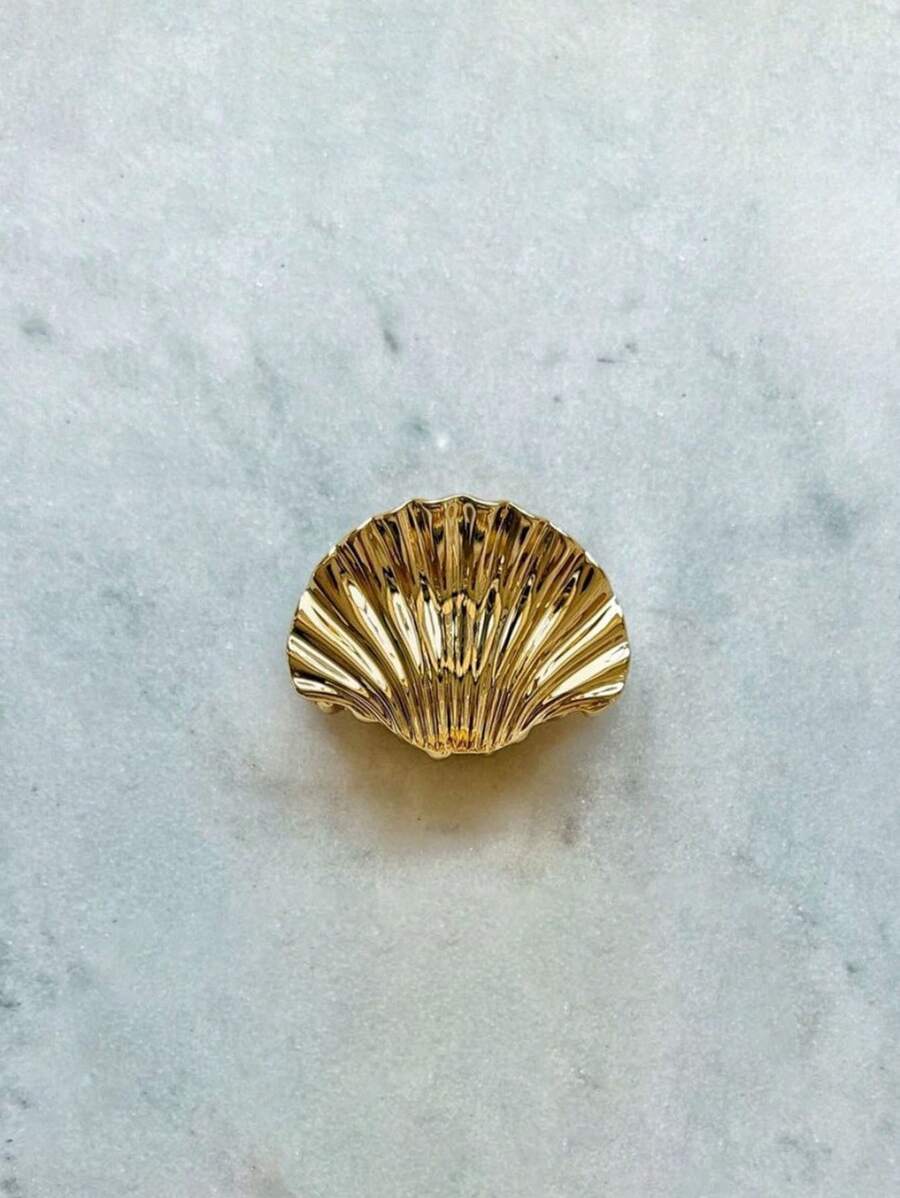 مشبك شعر معدني بتصميم صدفة – إكسسوار صيفي أنيق للنساء